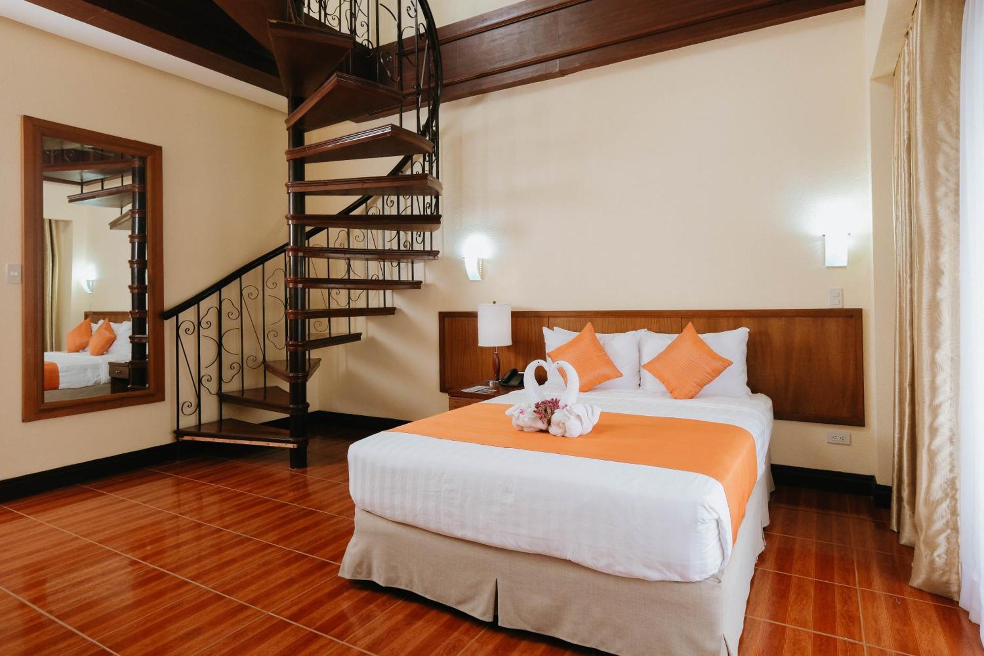 The Suites At Mount Malarayat Lipa City Exterior foto