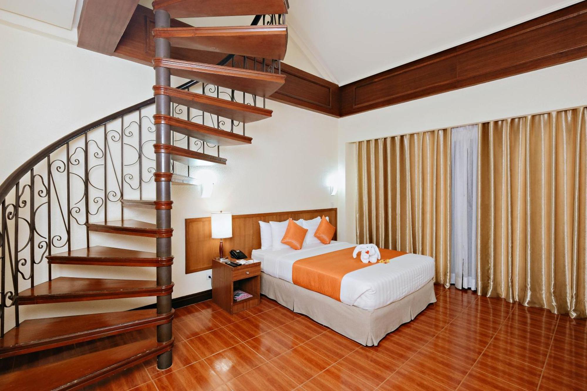 The Suites At Mount Malarayat Lipa City Exterior foto