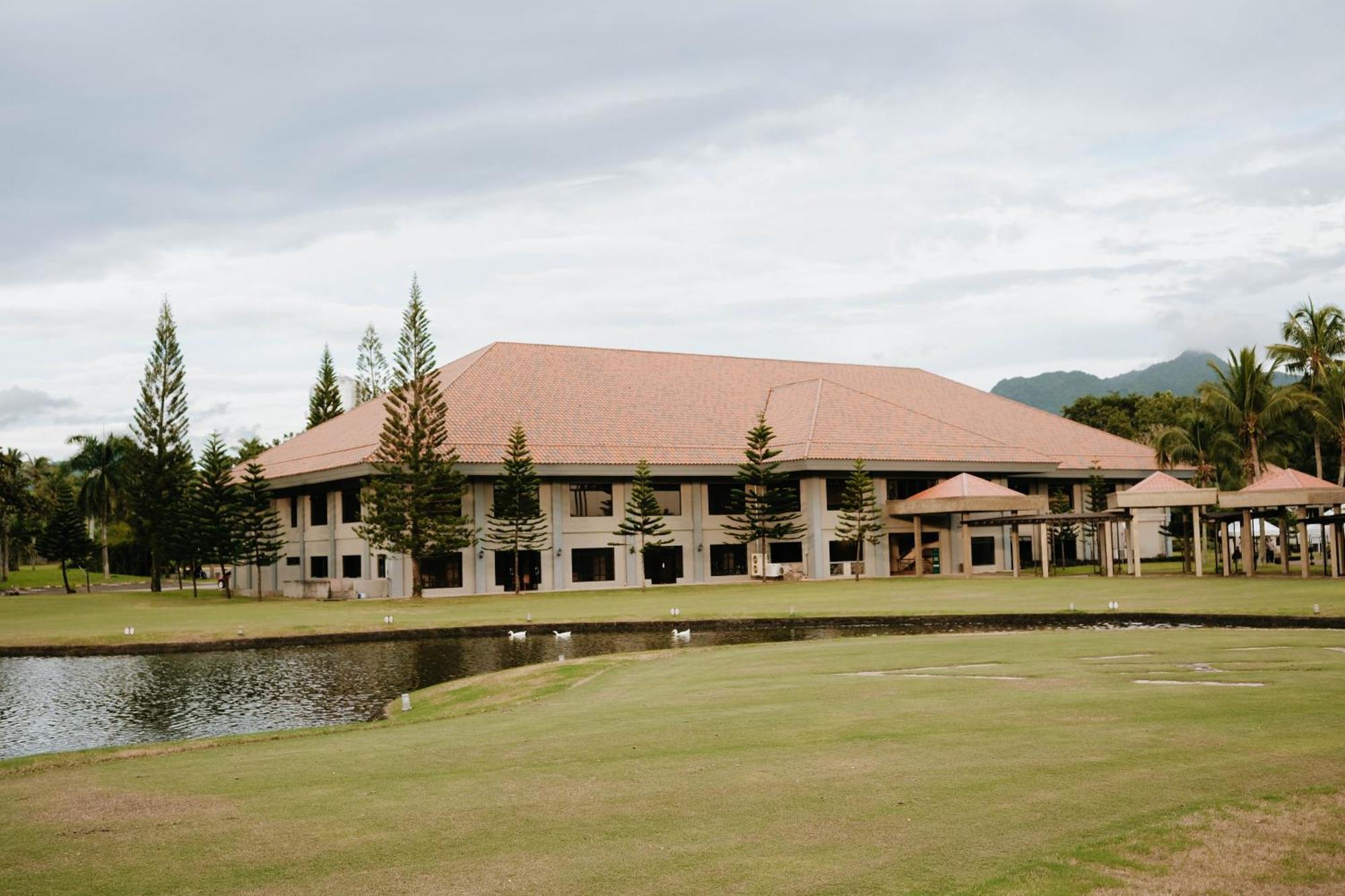 The Suites At Mount Malarayat Lipa City Exterior foto