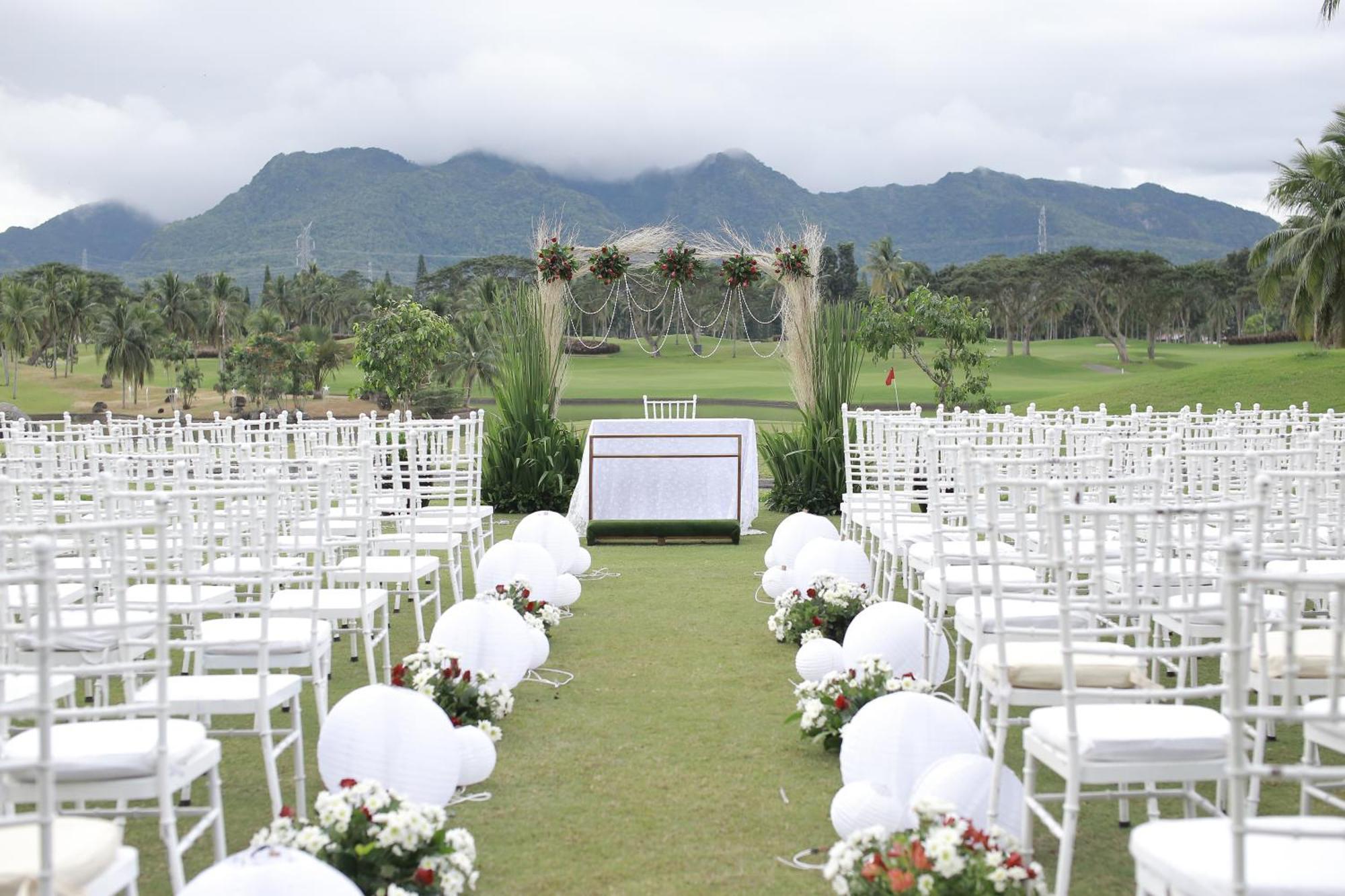 The Suites At Mount Malarayat Lipa City Exterior foto